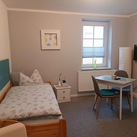 Apartment "Kleine Bleibe" Pirna Bagian luar foto